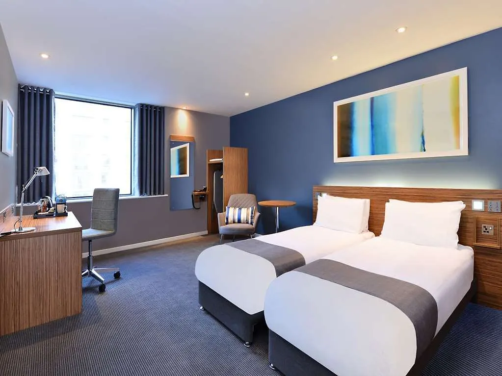 Travelodge London City Airport Hotel