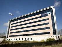 Travelodge London City Airport 3*,